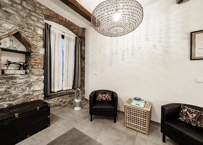 Camaella Luxury Studio