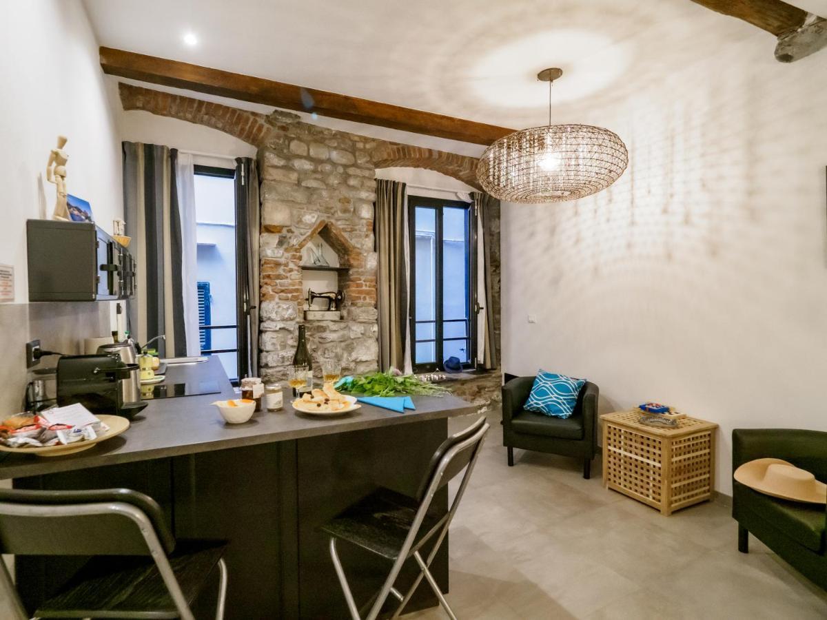 Apartment Camaella Luxury Vernazza