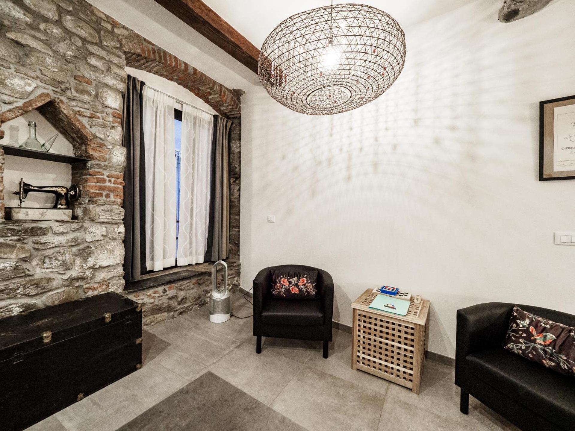 Camaella Luxury Apartment
